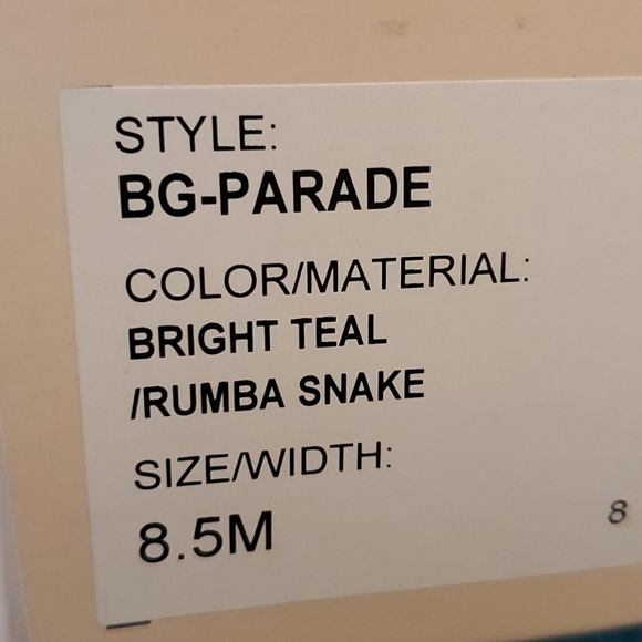 BCBGeneration - Picture 4 of 4